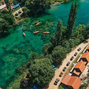  Loža River Huts Zrmanja